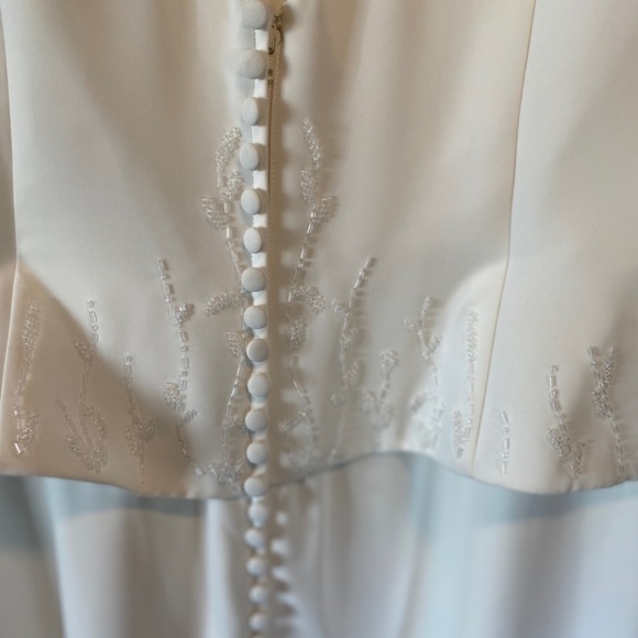 Bella Formals Ivory Wedding Dress - Picture 6 of 8